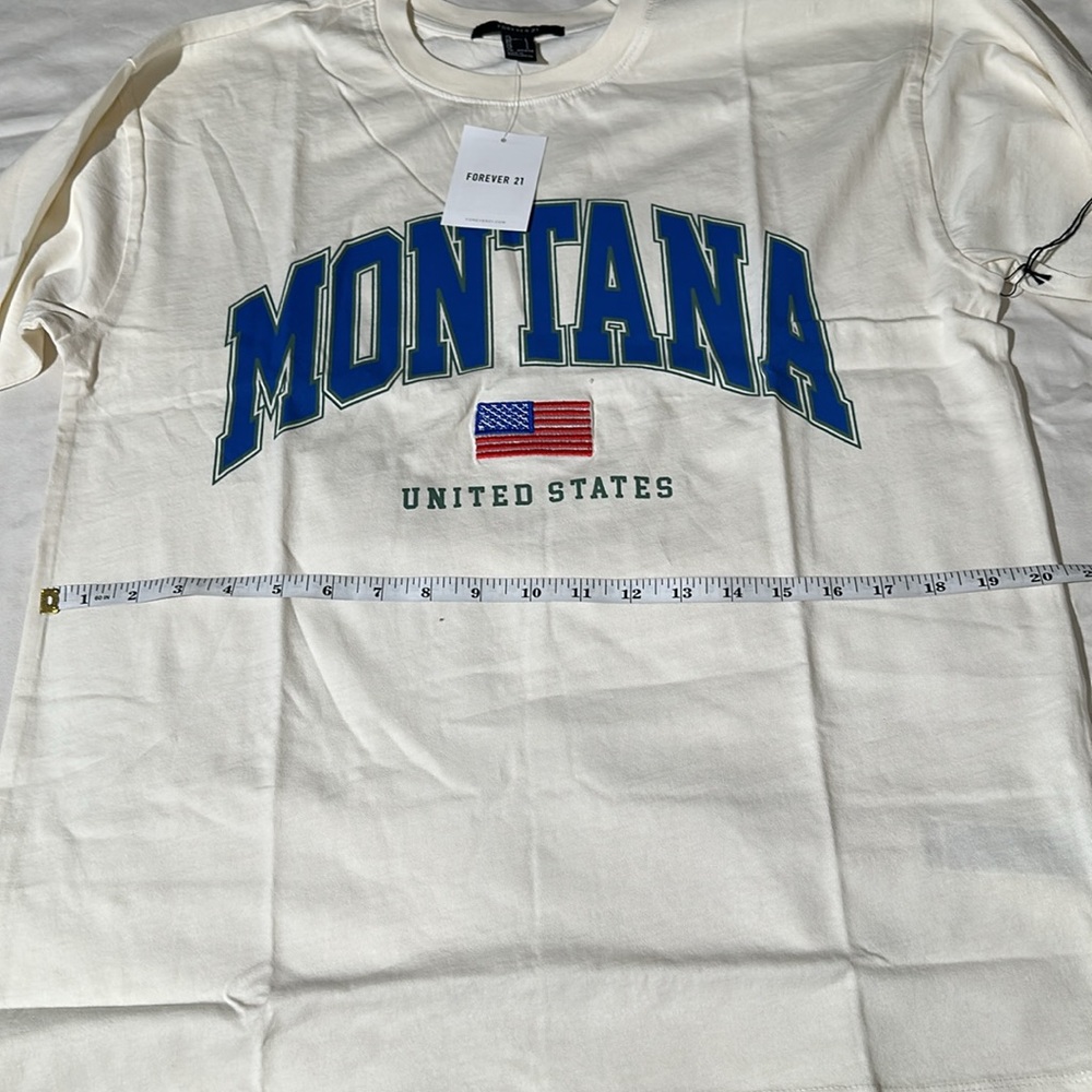 **New** Montana Graphic Tee size S